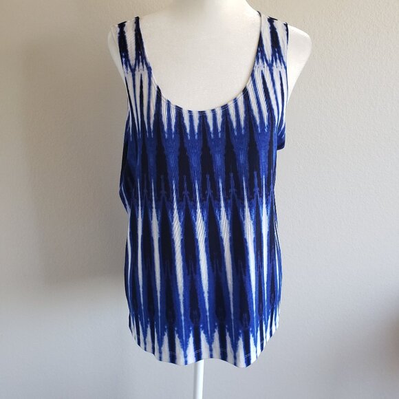 Travelers Chico's Top Tank Stretch Blue White Tie Dye Size 2 Large Lightweight - Picture 1 of 7